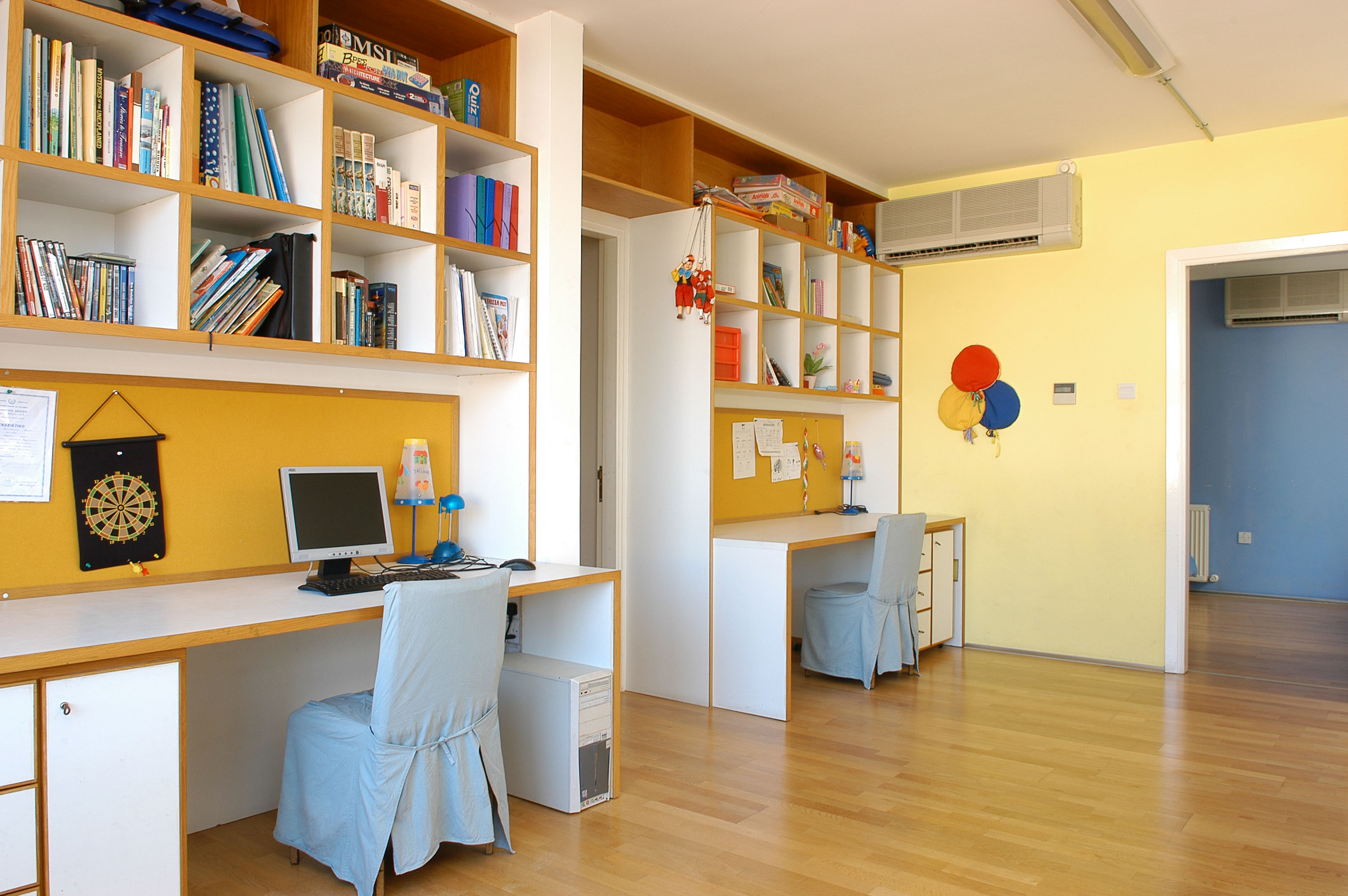 A live-work space - Kids' study and play room
